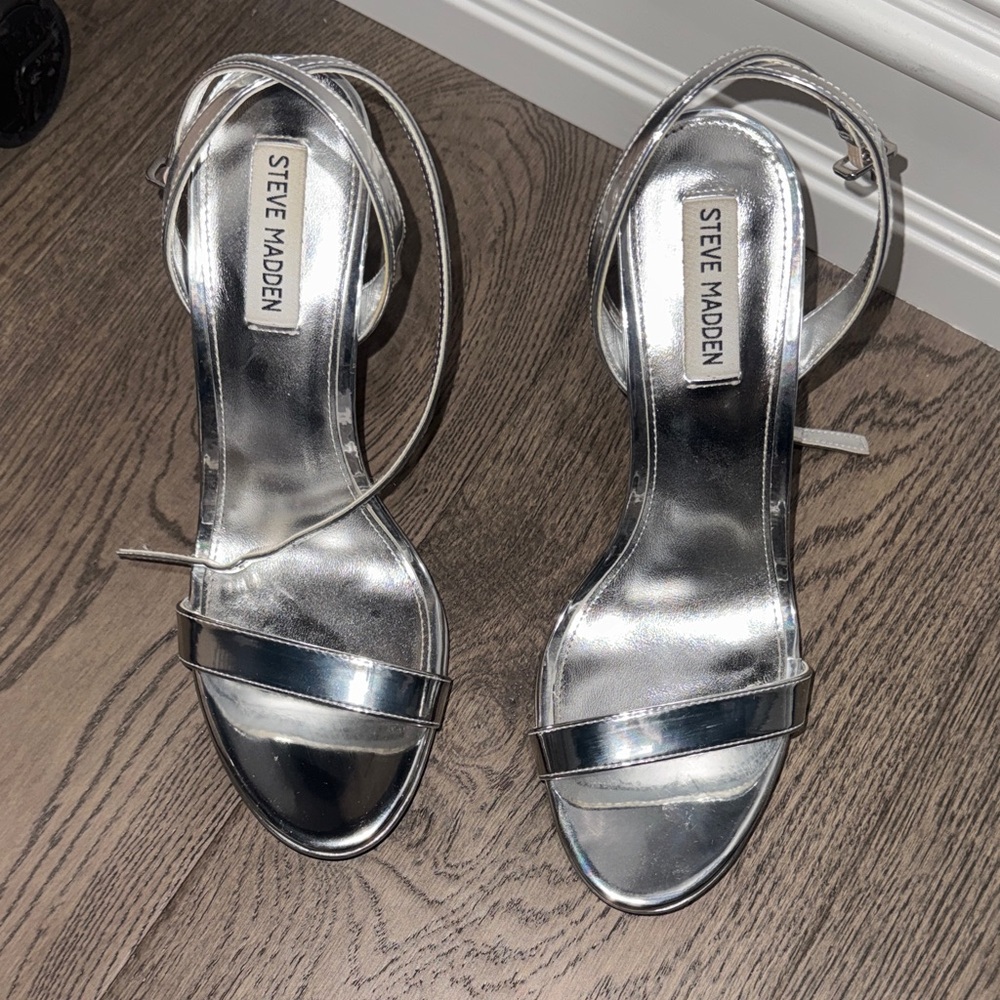 Steve Madden Metallic Silver Heels